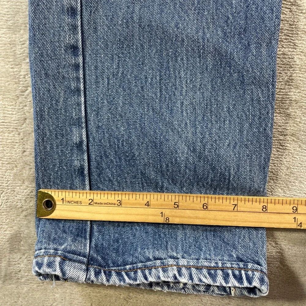 Levis measurements waist